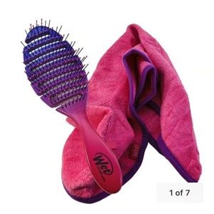 Wet Brush Hair Pro Flex Dry and Hand Towel